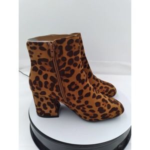 NIB Moody by Bamboo 3" heel size 7